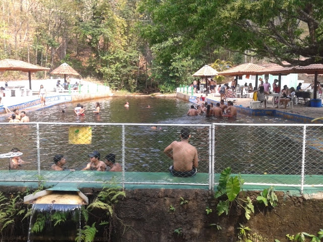Clube de Lazer c/ piscina de água natural/termal Clube de Lazer c/ piscina de água natural/termal