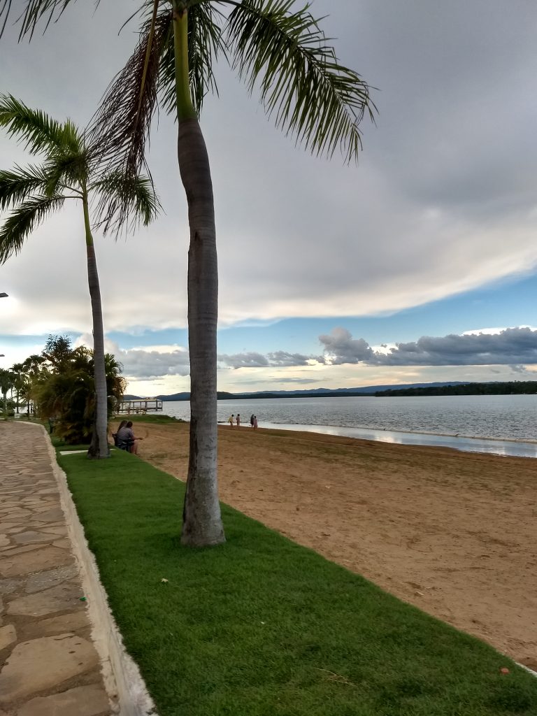 Lote no Jardim dos Ipês – Anexo à Praia do Sol – Minaçu/GO