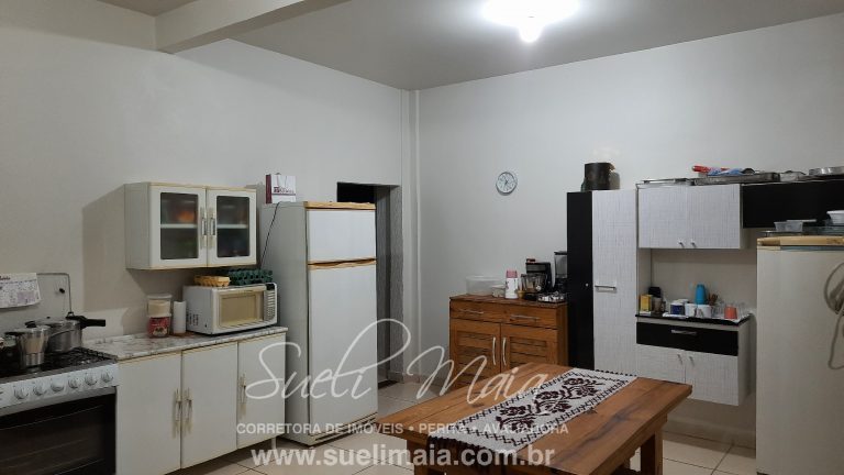 CHÁCARA C/ SOBRADO – NA BEIRA DO LAGO – 4.079,94 M² CHÁCARA C/ SOBRADO – NA BEIRA DO LAGO – 4.079,94 M²