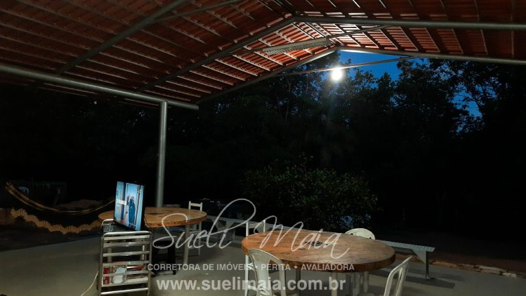 CHÁCARA C/ SOBRADO – NA BEIRA DO LAGO – 4.079,94 M² CHÁCARA C/ SOBRADO – NA BEIRA DO LAGO – 4.079,94 M²