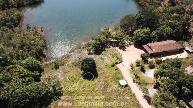 Fazenda de 64 alq. na beira do lago do Rio Tocantins Fazenda de 64 alq. na beira do lago do Rio Tocantins