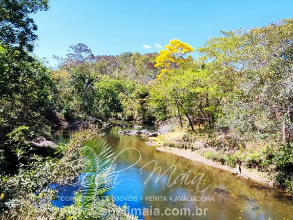 Fazenda de 80 alq (387ha) P/ Pecuária- a 55 Km de Minaçu/GO