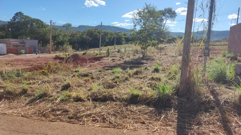 Terreno no Jardim dos Ipês – MINAÇU/GO