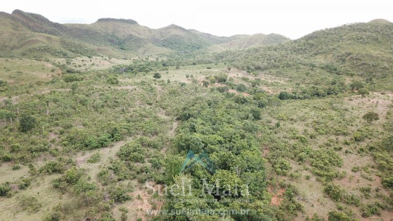 FAZENDA 66,5 ALQ PERTINHO DO ASFALTO – MINAÇU/GO FAZENDA 66,5 ALQ PERTINHO DO ASFALTO – MINAÇU/GO