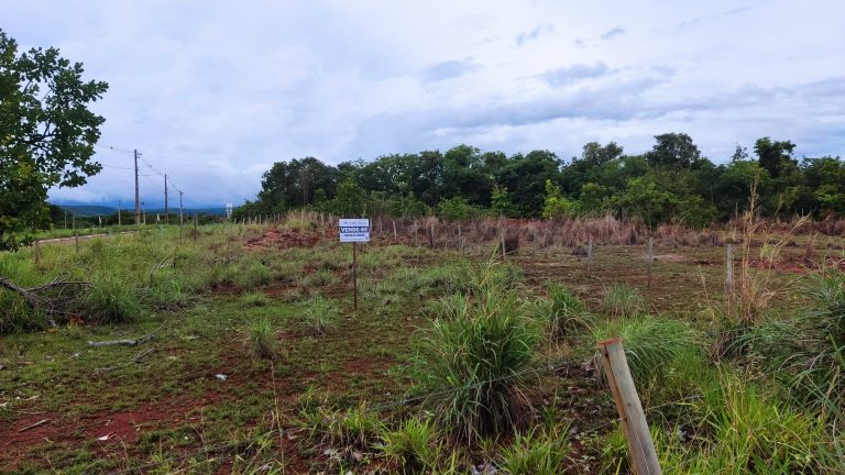 Terreno na entrada da Praia do Sol – 650m²
