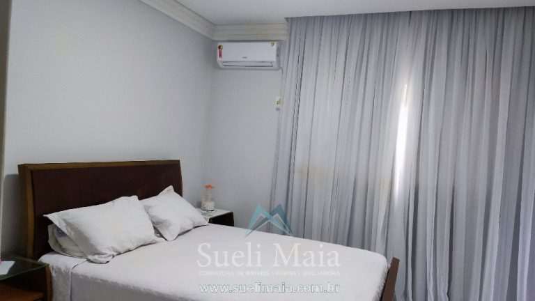A sua casa com piscina e 4 suítes A sua casa com piscina e 4 suítes