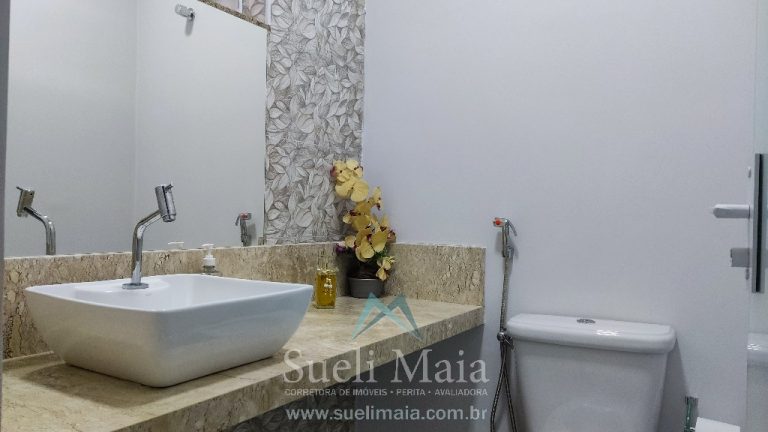 A sua casa com piscina e 4 suítes A sua casa com piscina e 4 suítes