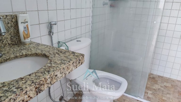 A sua casa com piscina e 4 suítes A sua casa com piscina e 4 suítes