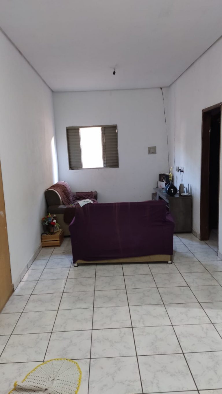 CASA NA SUB ESQUINA COM AV MG CASA NA SUB ESQUINA COM AV MG