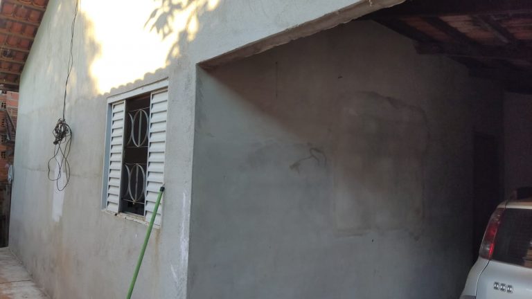 CASA NA SUB ESQUINA COM AV MG CASA NA SUB ESQUINA COM AV MG