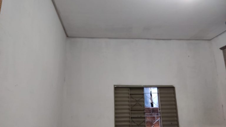 CASA NA SUB ESQUINA COM AV MG CASA NA SUB ESQUINA COM AV MG