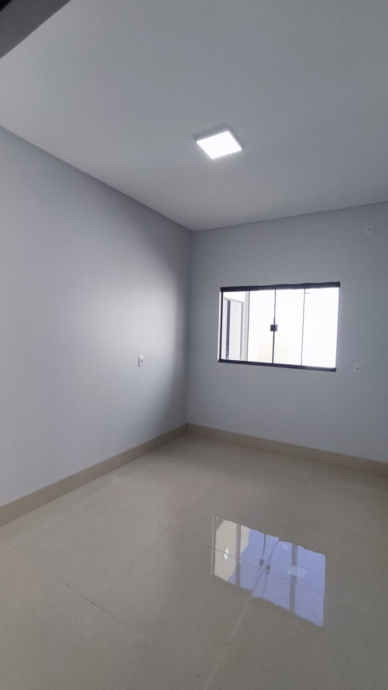 CASA NOVA E MODERNA – MINAÇU/GO CASA NOVA E MODERNA – MINAÇU/GO